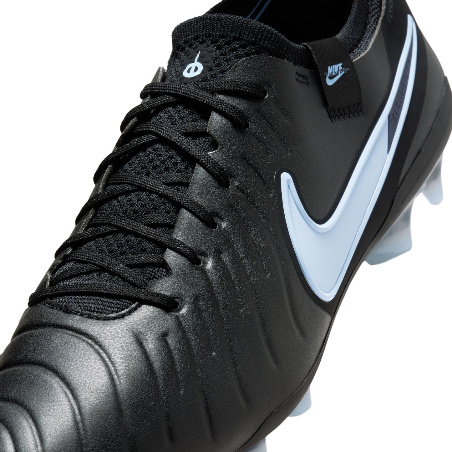 Tiempo Legend 10 Élite Terrain Naturel