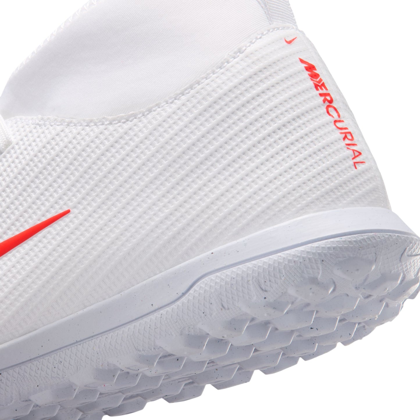 Mercurial Superfly 11 Club Turf Junior