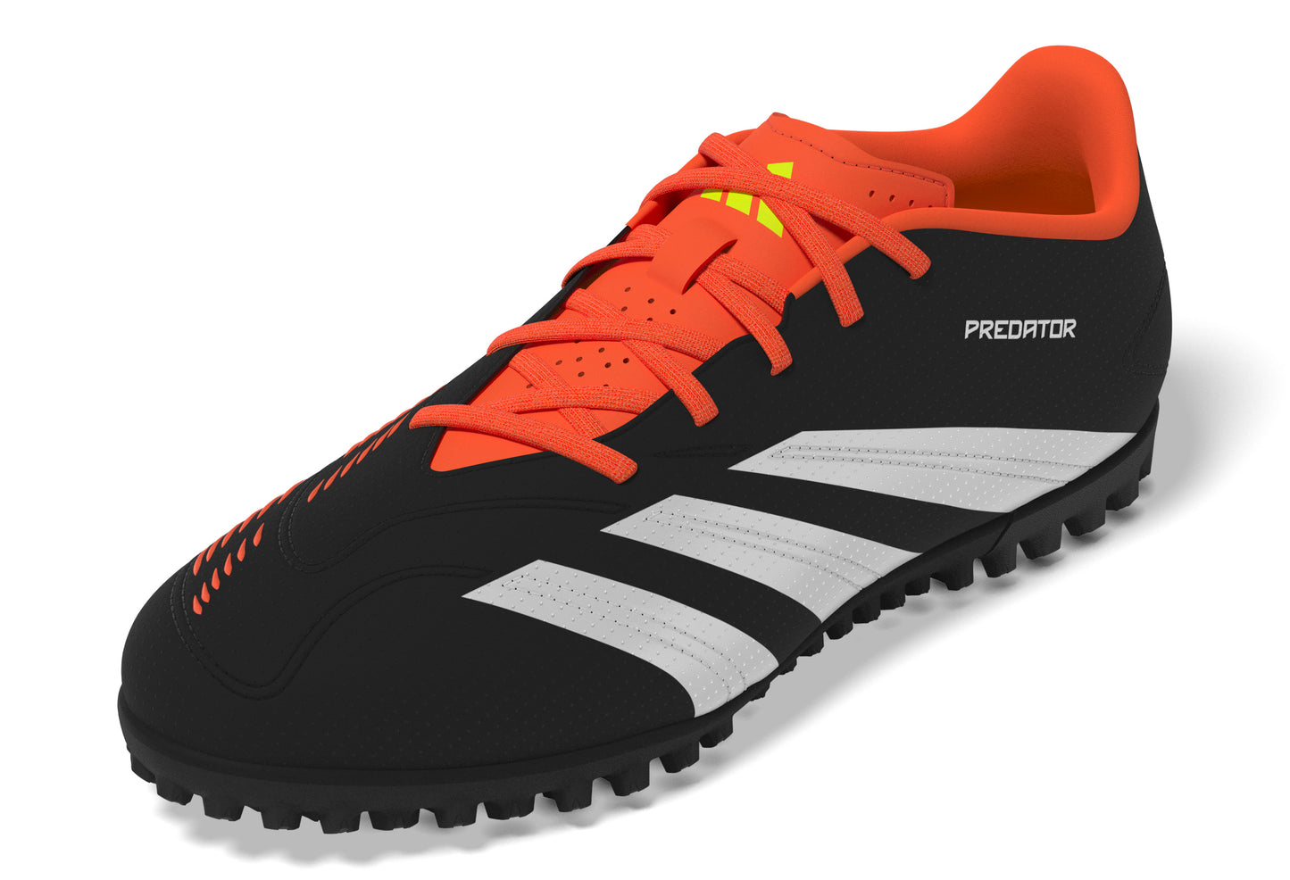 Predator Club Turf