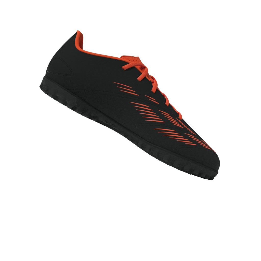 Predator Club Turf