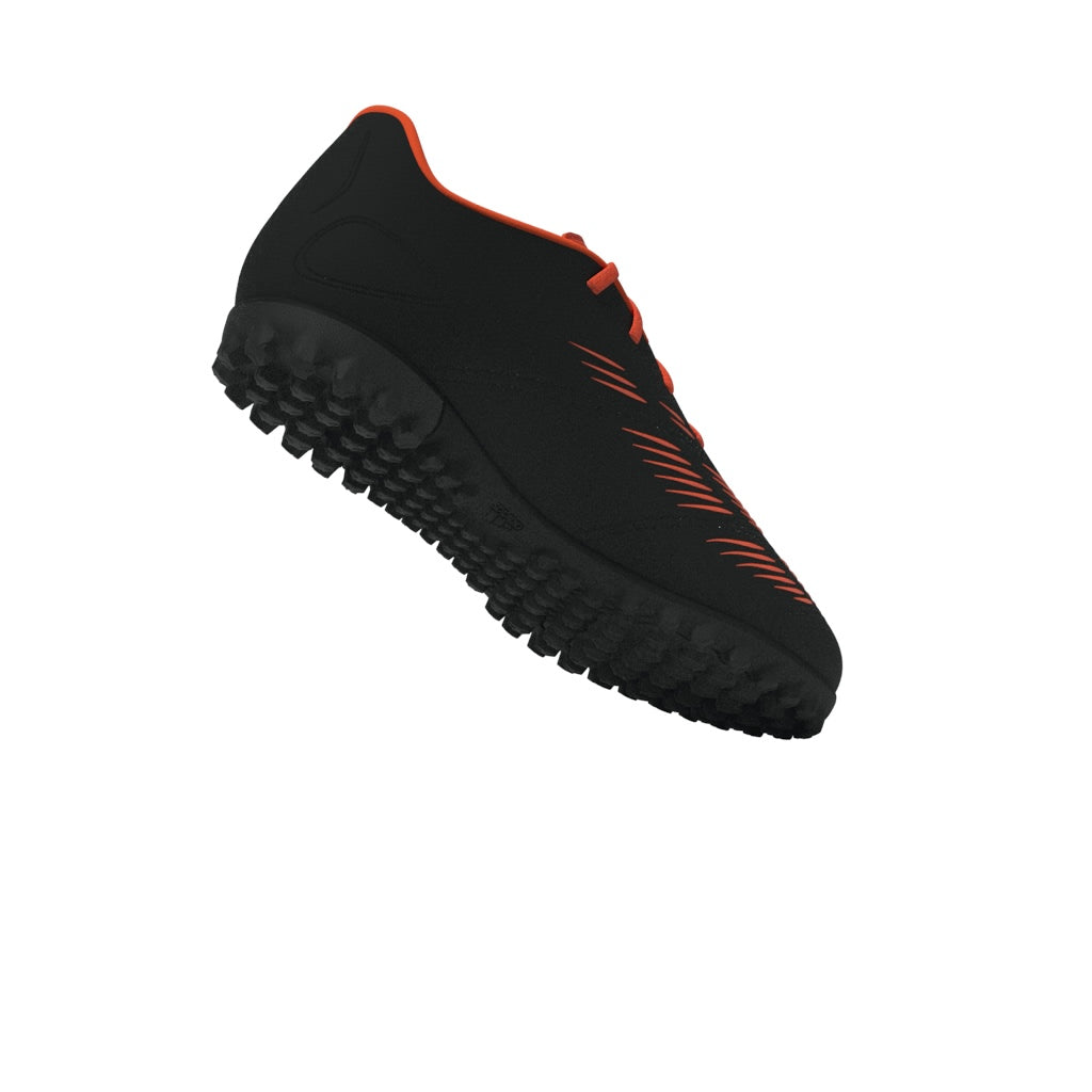 Predator Club Turf