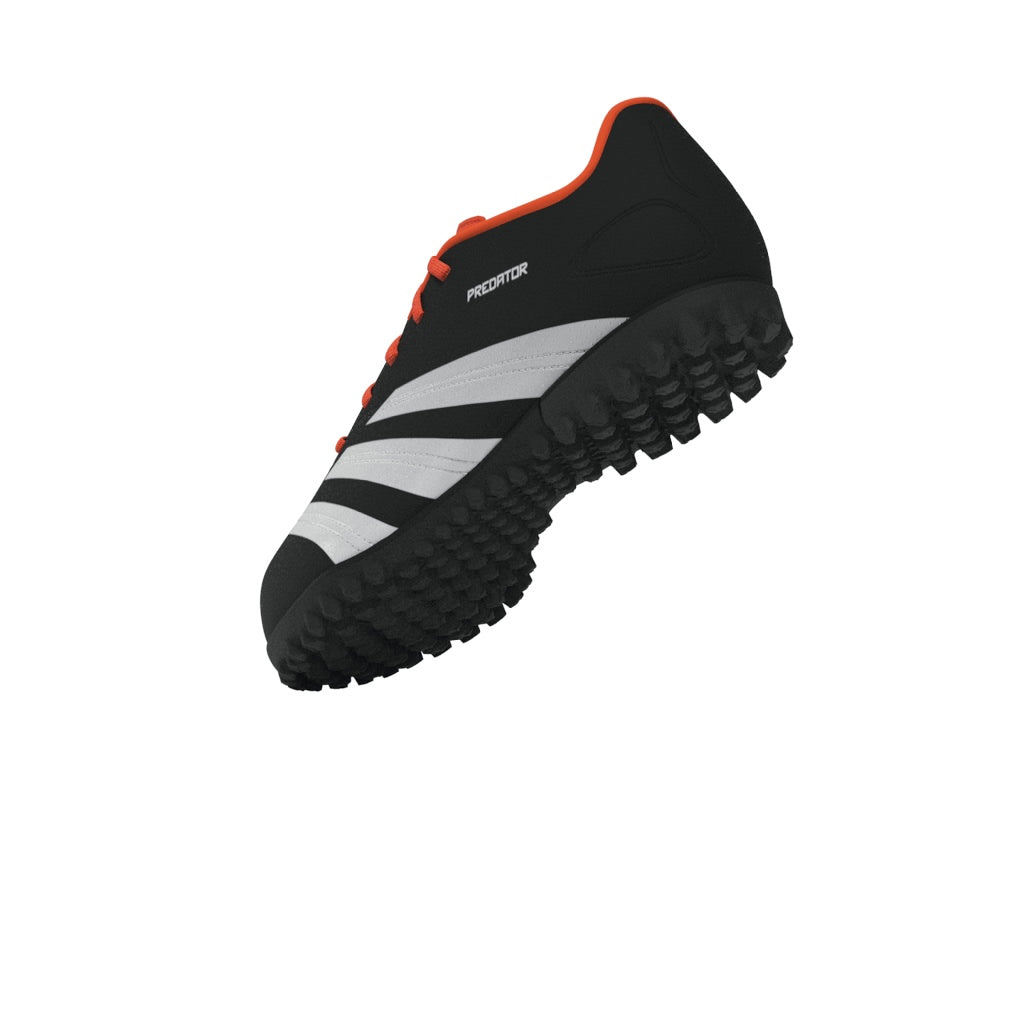 Predator Club Turf