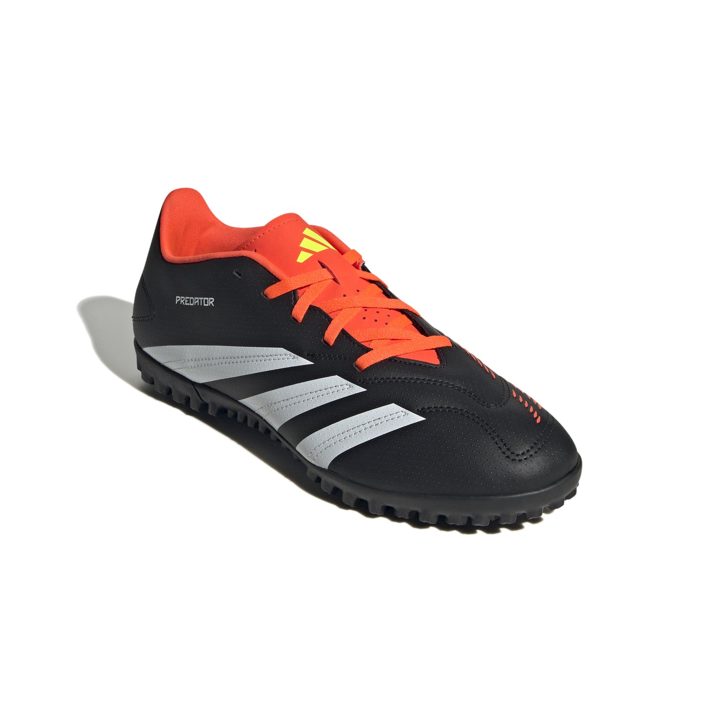 Predator Club Turf