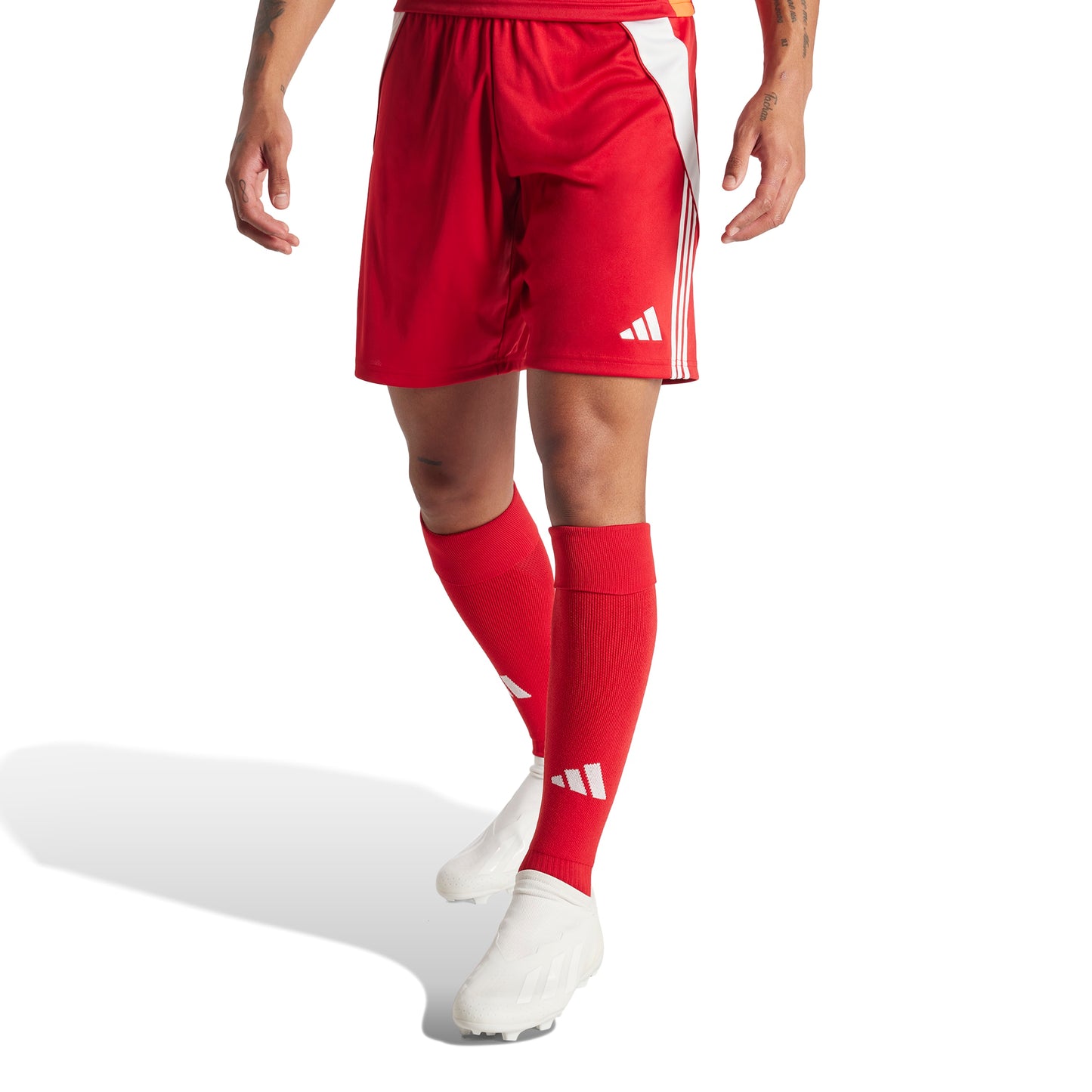 Short Tiro 24