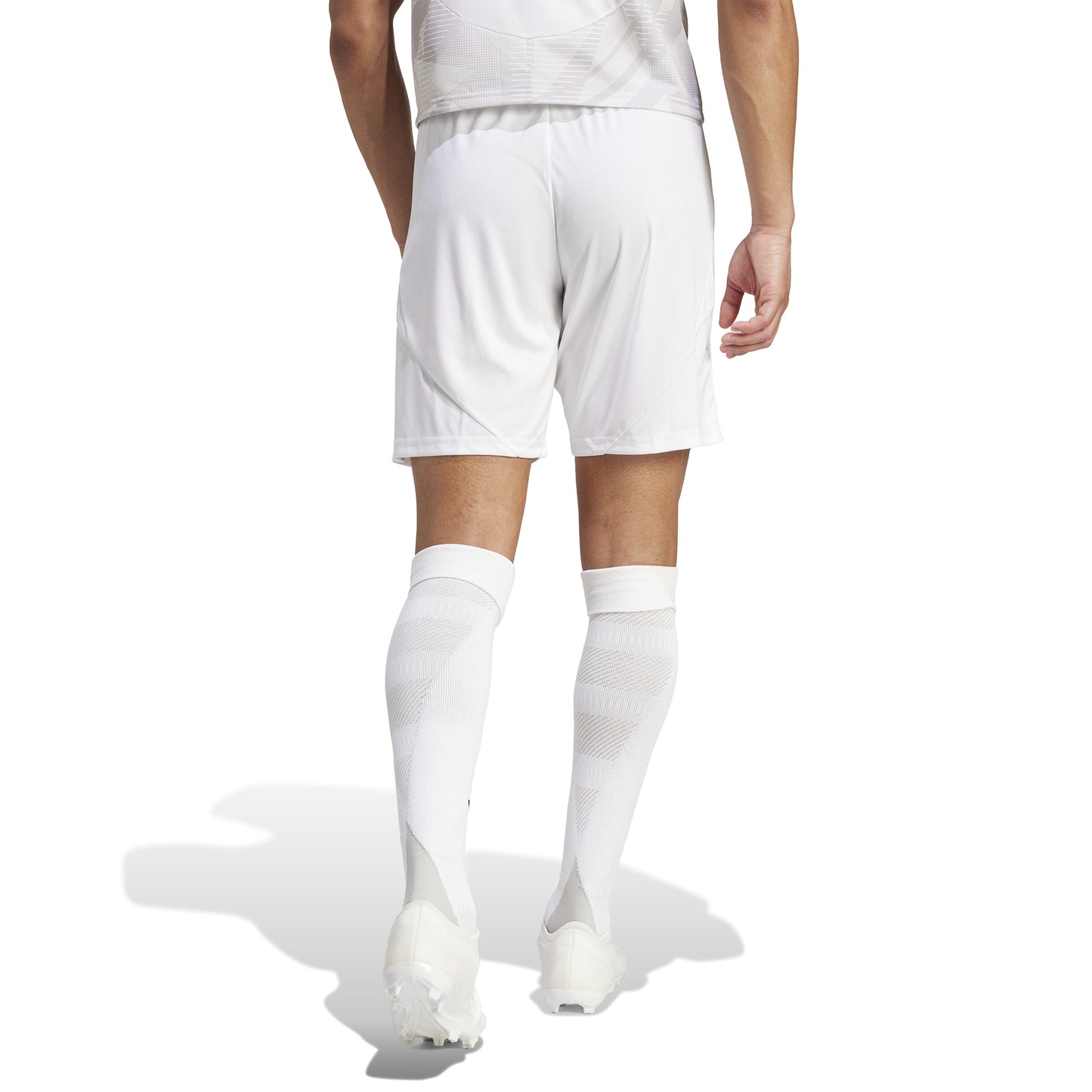 Short Tiro 24