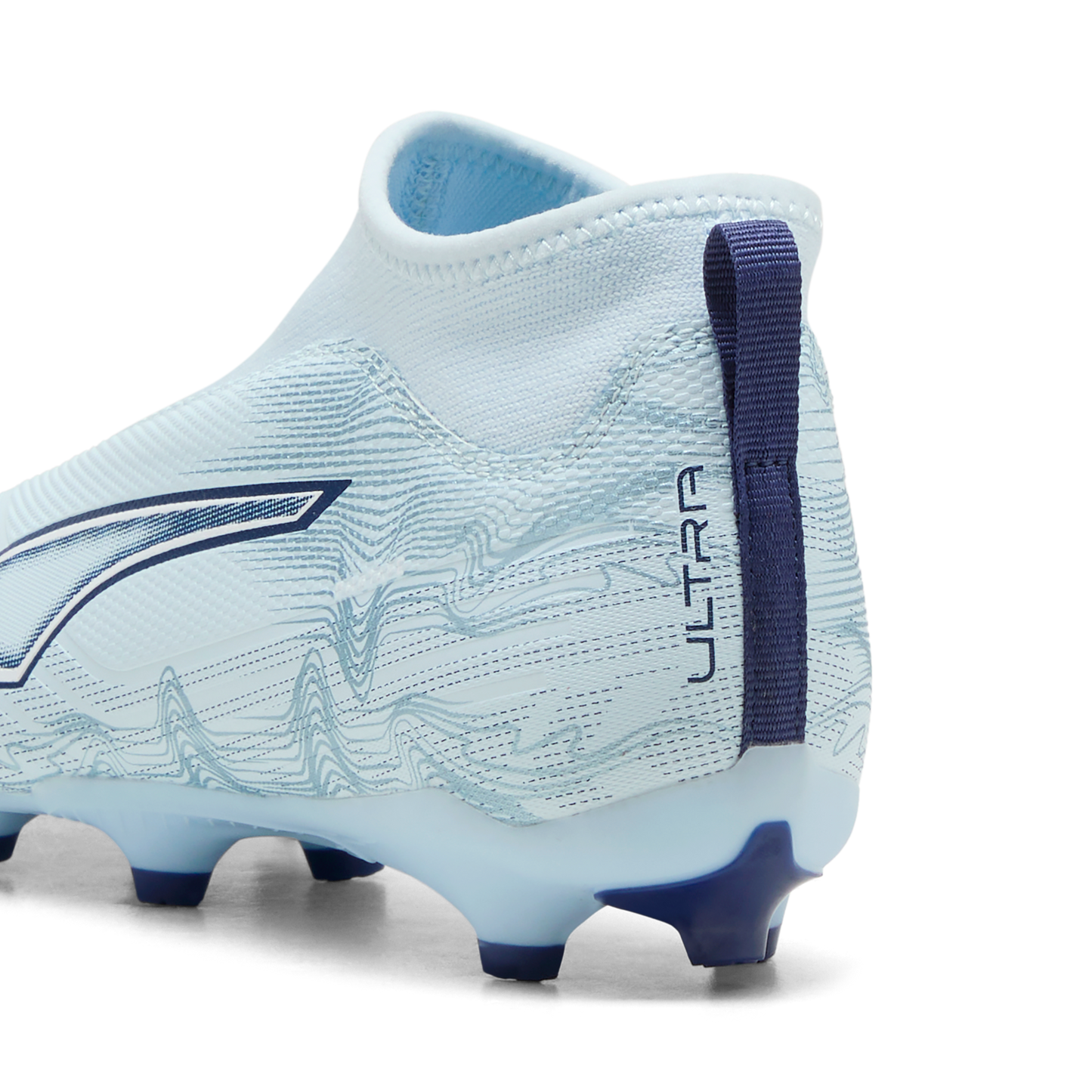 Ultra 6 Match+ Laceless Firm Ground Junior