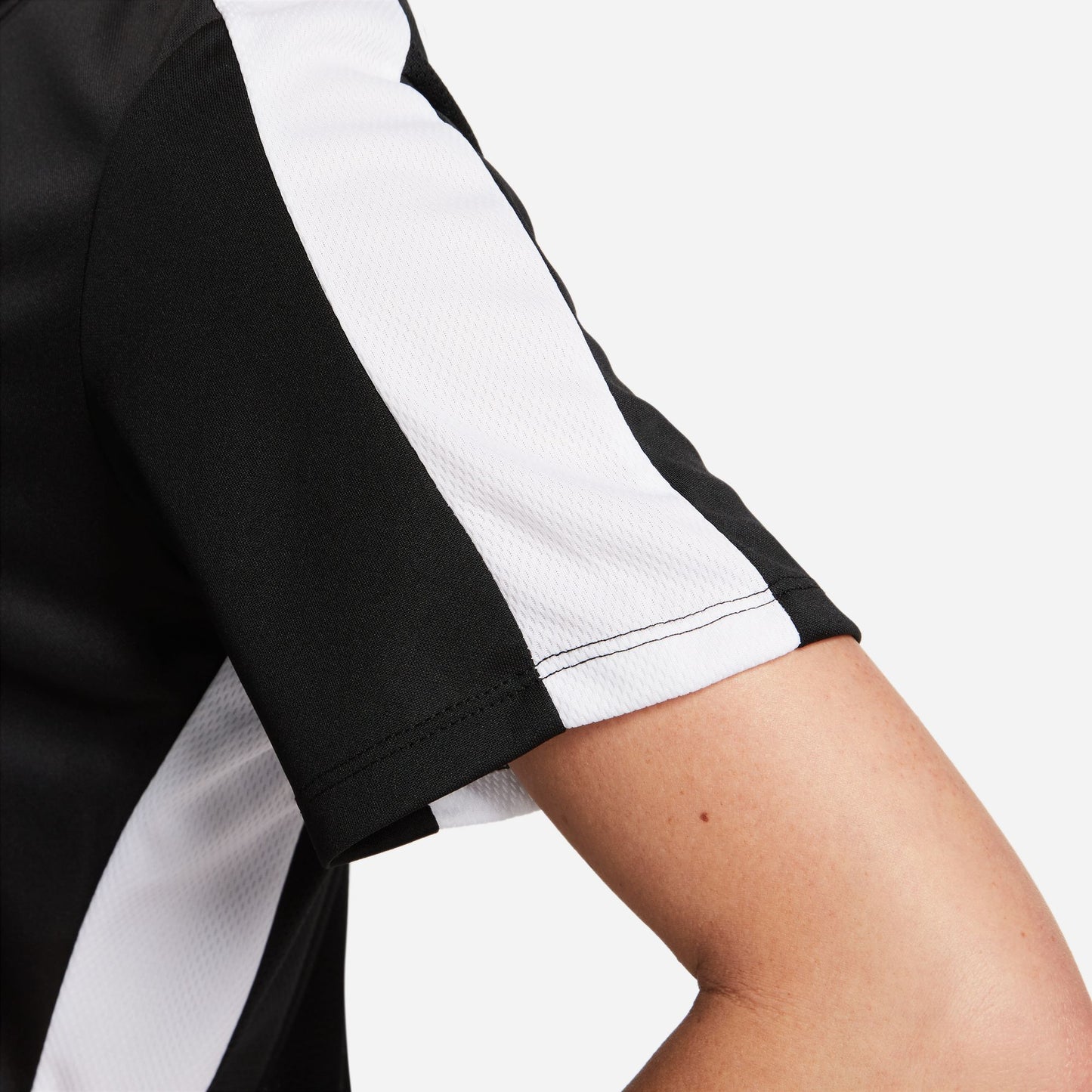 Maillot à manches courtes Dri-Fit Academy pour Femme