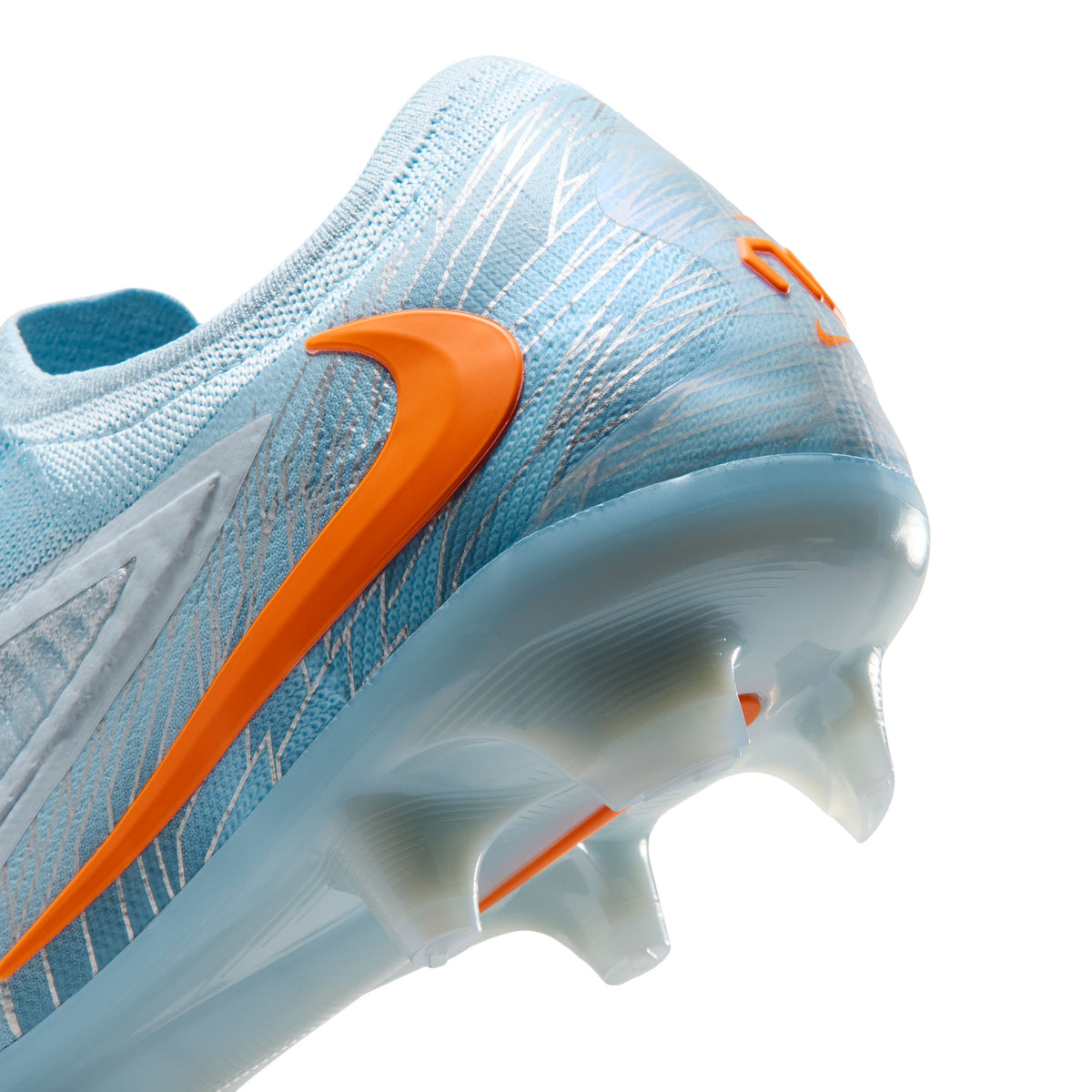 Phantom 6 Low Elite NU4 Firm Ground