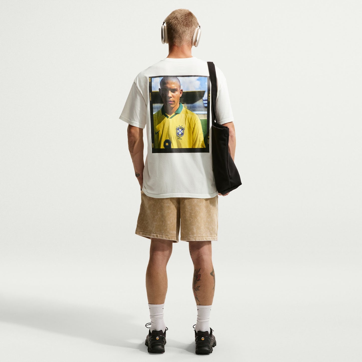 R9 T-shirt