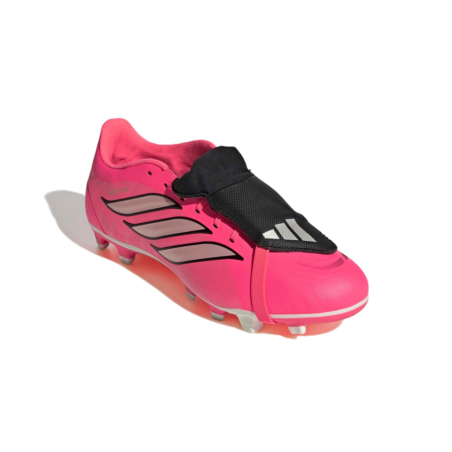 Predator Club Fold-Over Tongue Firm Ground