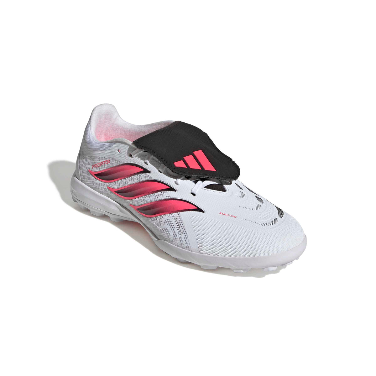 Predator League Fold-Over Tongue Turf