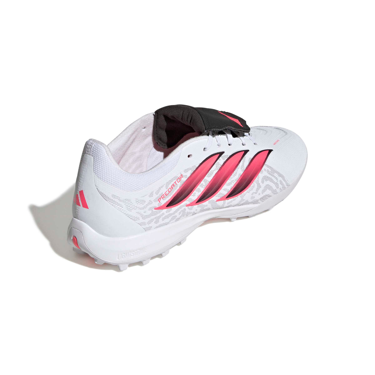 Predator League Fold-Over Tongue Turf
