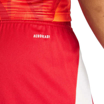 Short Tiro 24