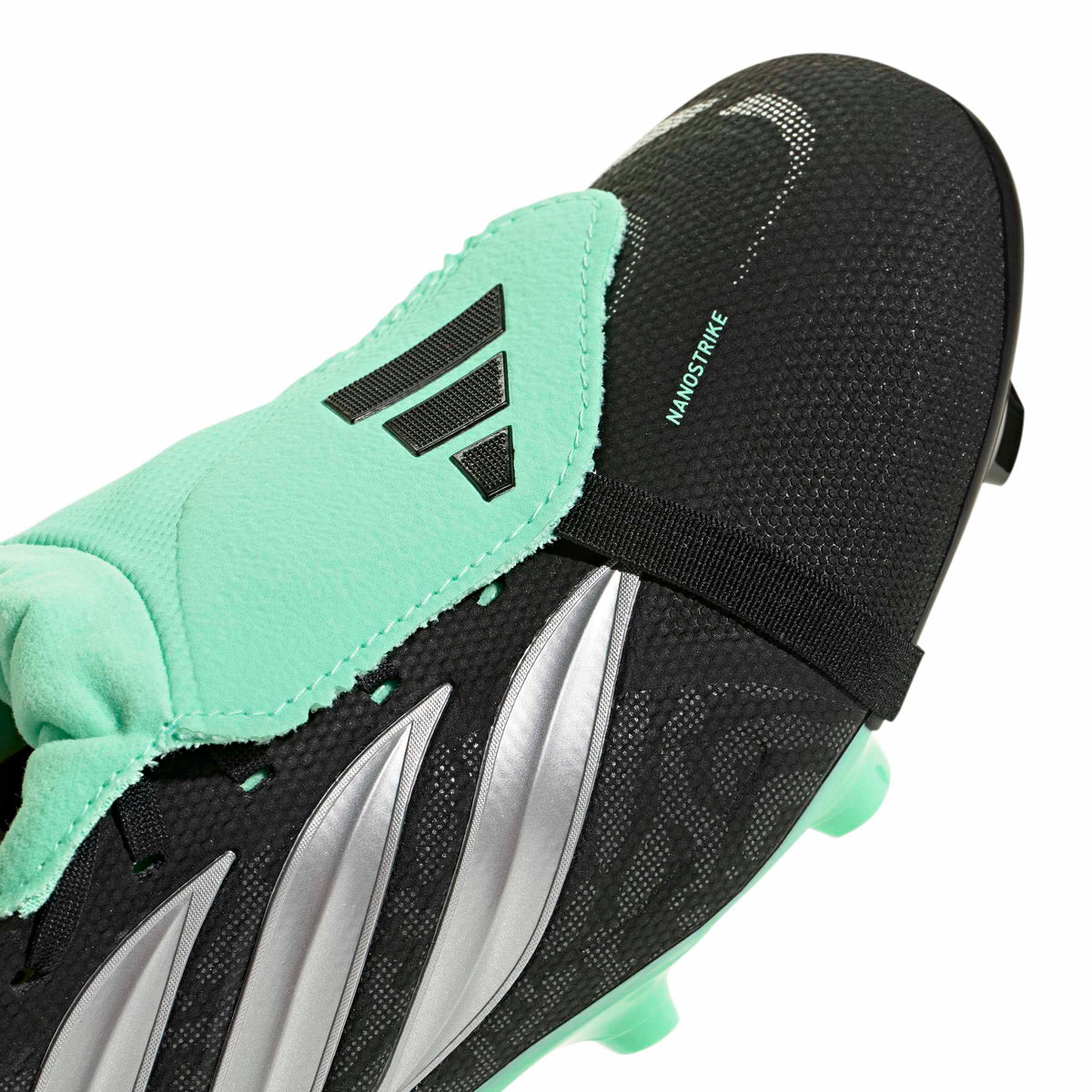 Predator League Fold-Over Tongue Firm Ground