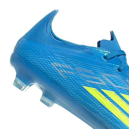 F50 Pro terrain Naturel