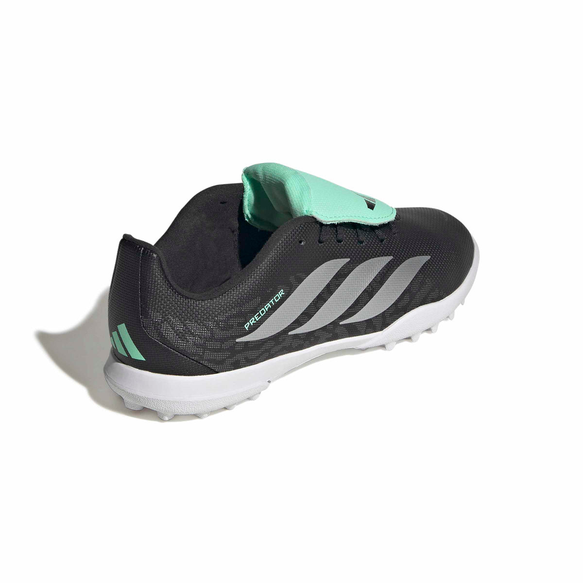 Predator Club Fold-Over Tongue Terrain Synthétique Junior