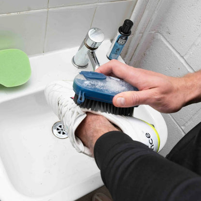 Clean Kick Shoes / Cleat Brush